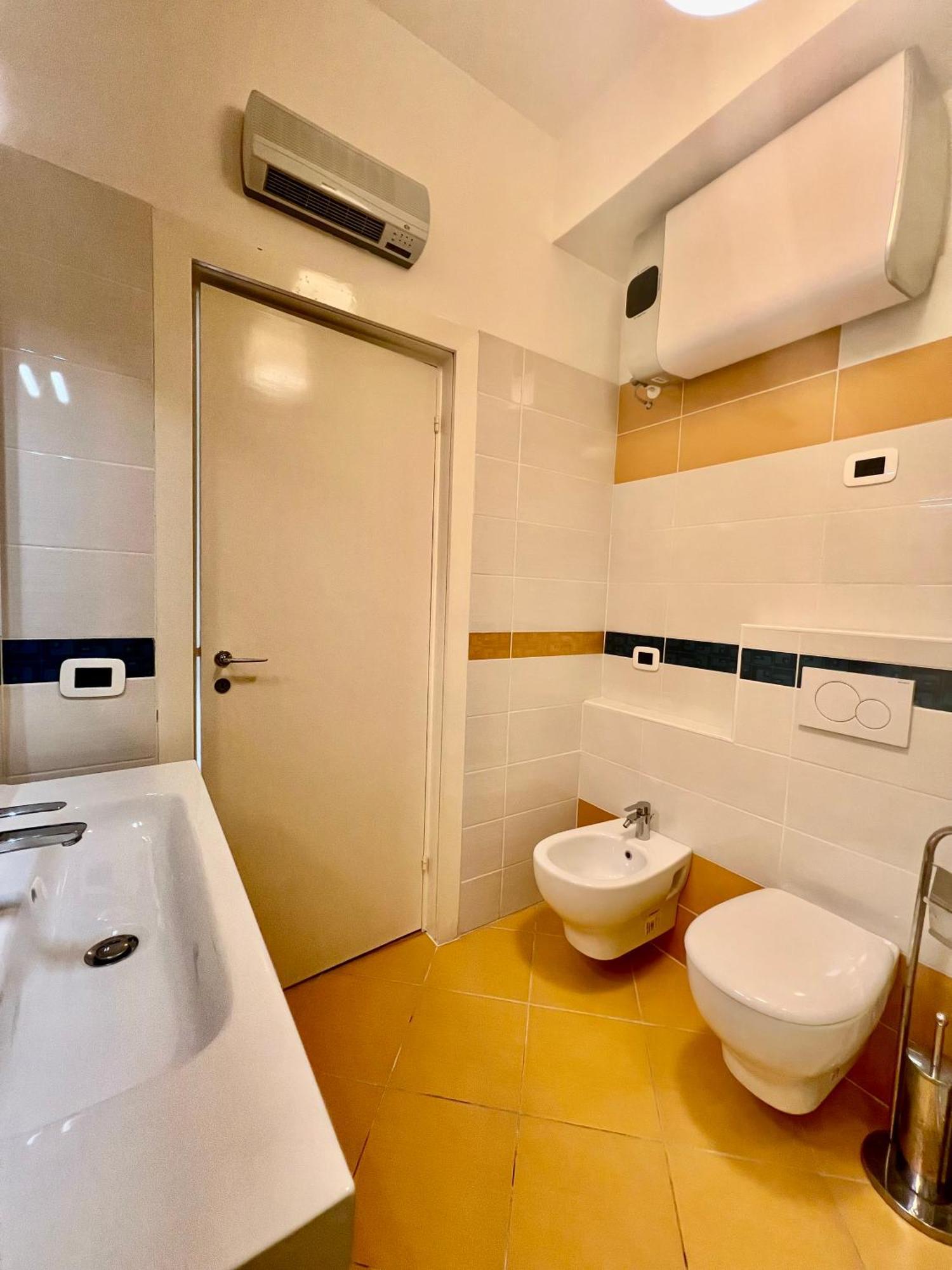 Eurotel 405 Rapallo Bagian luar foto